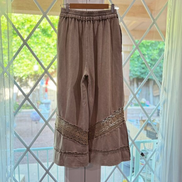 🆕Oli & Hali Mocha Relaxed Fit Pants – Elastic Waist Size Small - Picture 4 of 9
